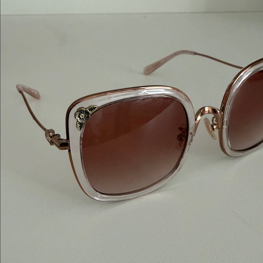 Coach HC7101B Rose Gold Sunglasses - Picture 6 of 7